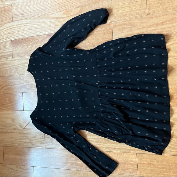 Old Navy Babydoll Top - Picture 2 of 3